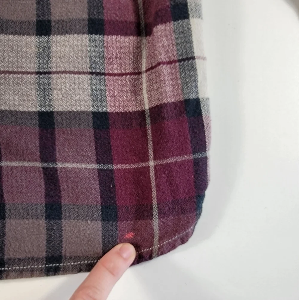 LEVIS Shirt Mens Medium Plaid Button Up Long Sleeve Multicolor front pockets